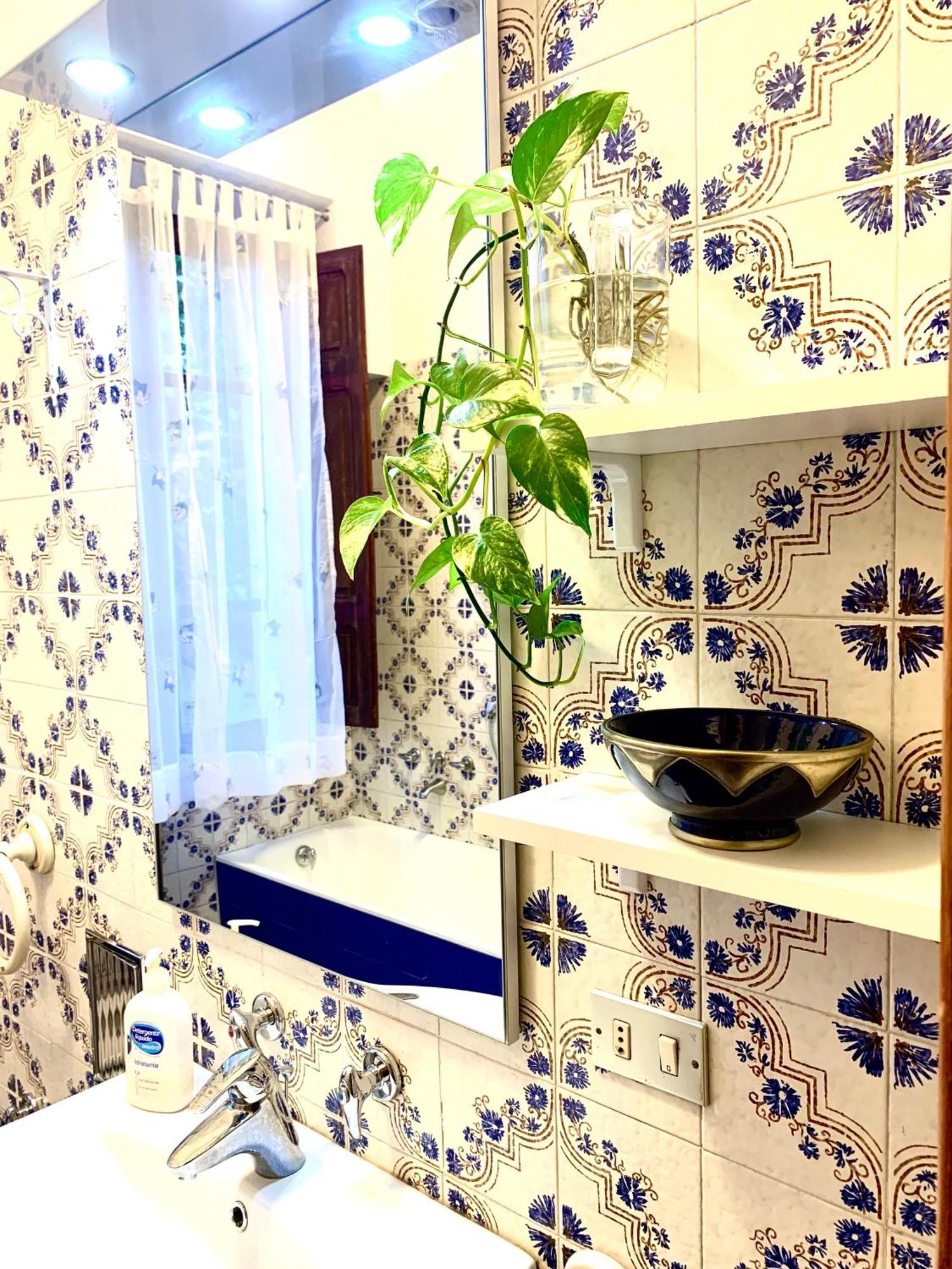 Guest House A Due Passi Olbia Esterno foto